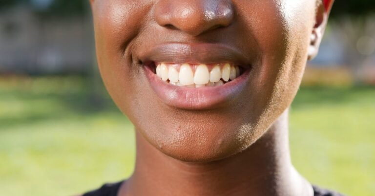 Handy Tips to Help Whiten Your Teeth
